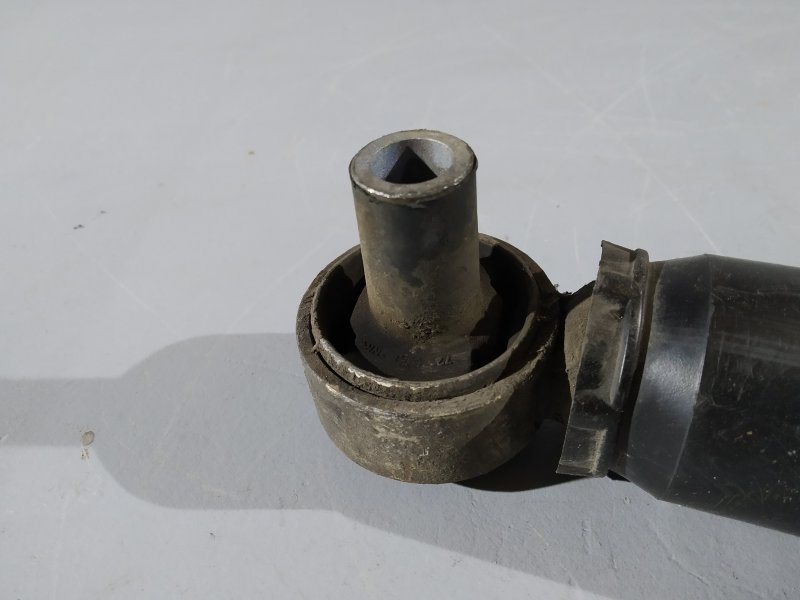 амортизатор, 4845 рублей, Санкт-Петербург