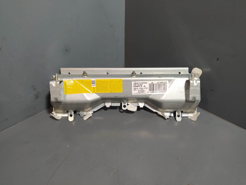 подушка безопасности коленная, 1940 рублей, Санкт-Петербург