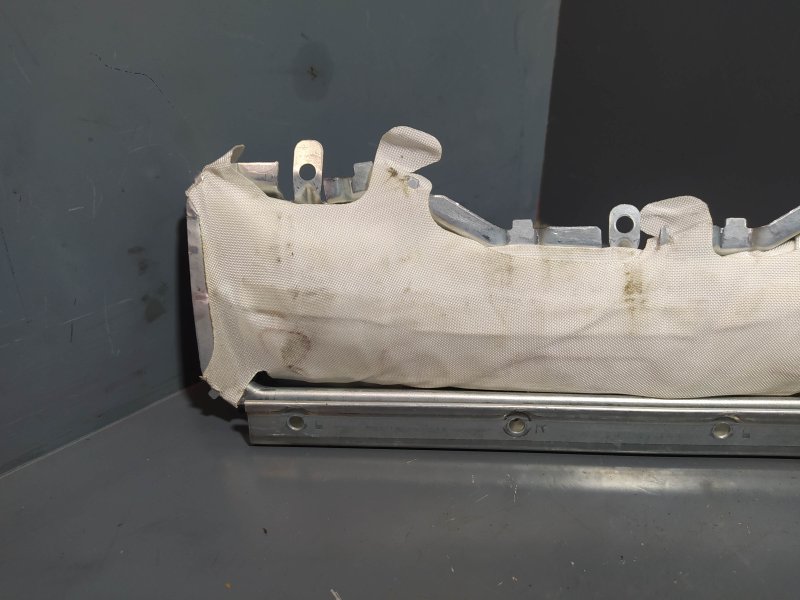 подушка безопасности коленная, 1940 рублей, Санкт-Петербург