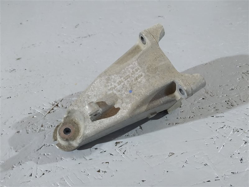 кронштейн двигателя, 3640 рублей, Санкт-Петербург