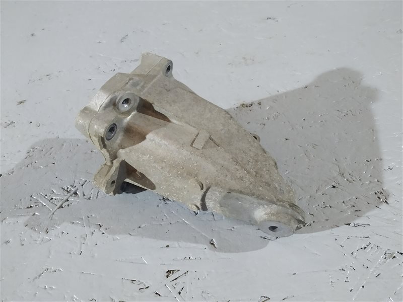 кронштейн двигателя, 3640 рублей, Санкт-Петербург