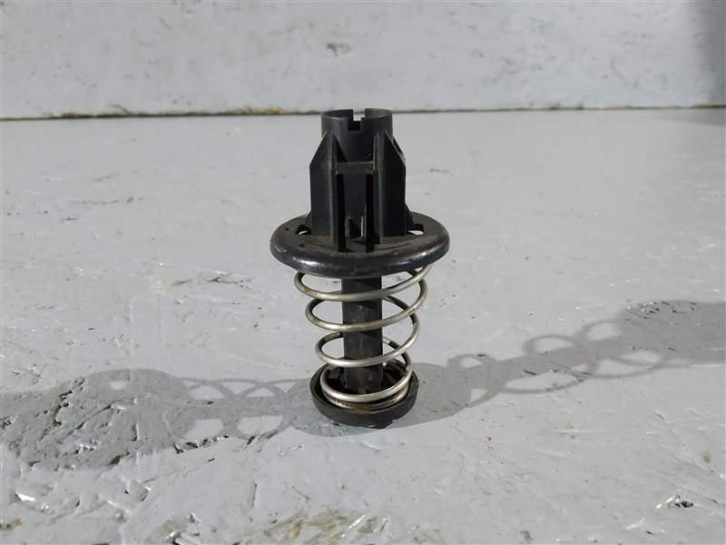 пружина капота, 1210 рублей, Санкт-Петербург