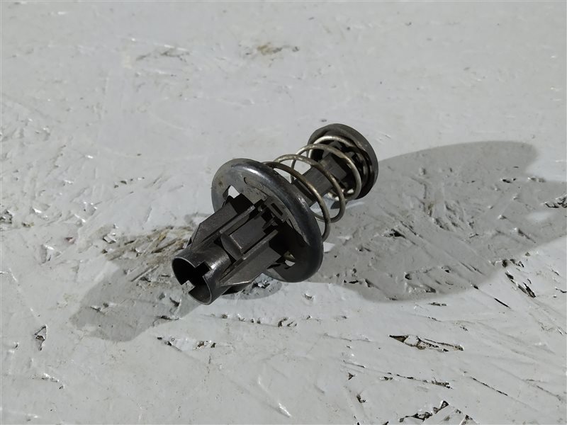 пружина капота, 1210 рублей, Санкт-Петербург