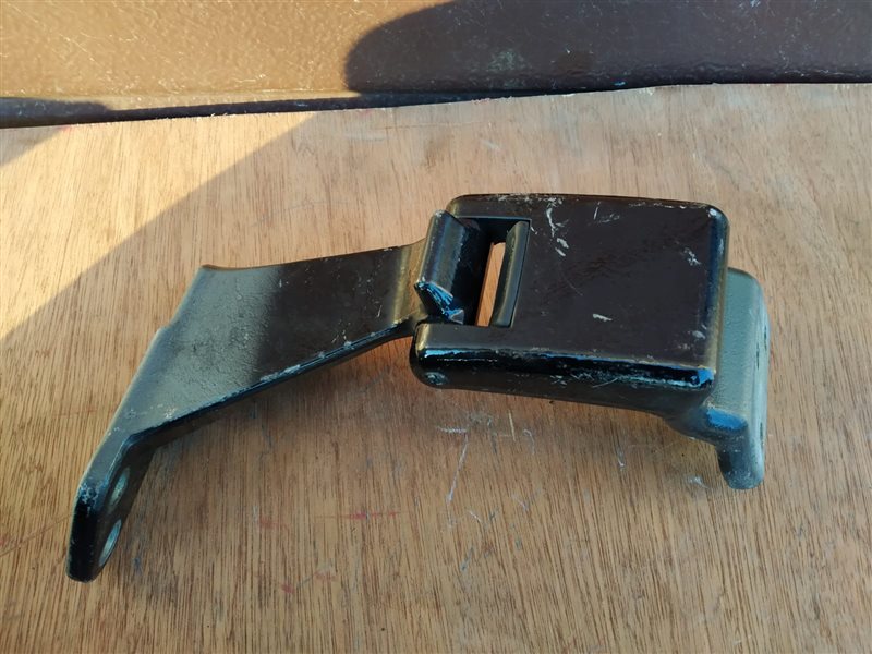 петля багажника, 1495 рублей, Санкт-Петербург