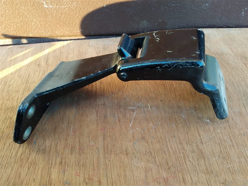 петля багажника, 1495 рублей, Санкт-Петербург