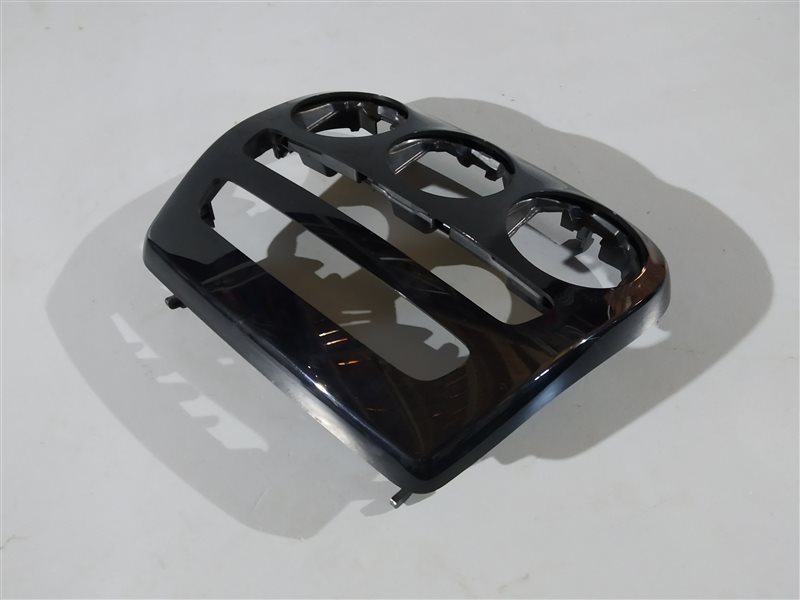 Накладка на торпедо, 3255 рублей, Санкт-Петербург