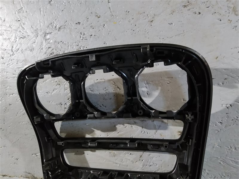 Накладка на торпедо, 3255 рублей, Санкт-Петербург