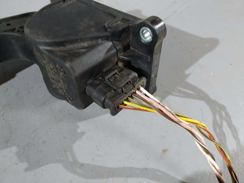 педаль газа, 1895 рублей, Санкт-Петербург