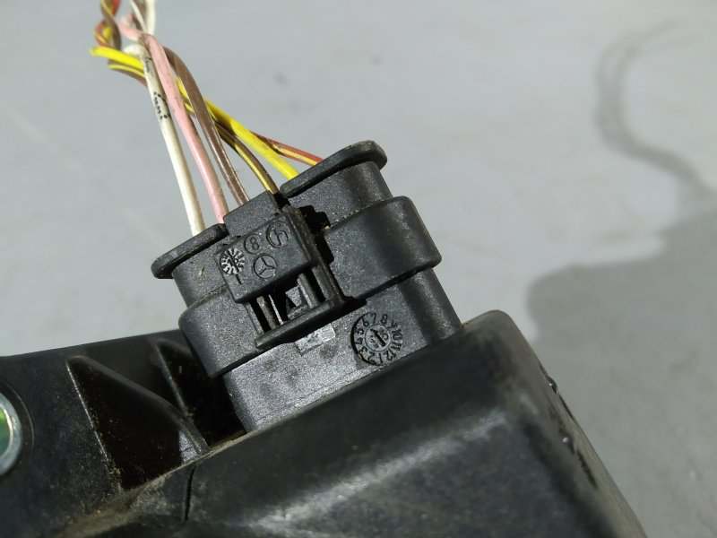 педаль газа, 1895 рублей, Санкт-Петербург