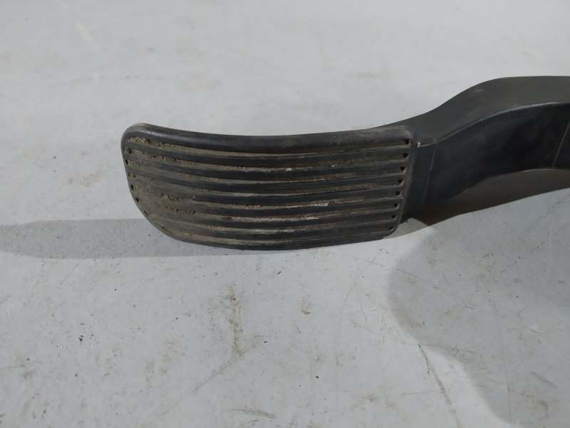 педаль газа, 1895 рублей, Санкт-Петербург