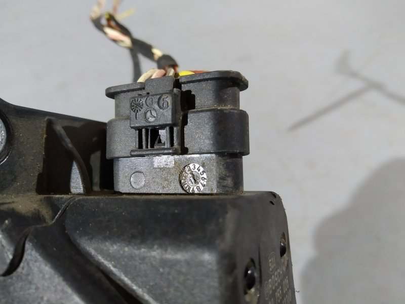 педаль газа, 1895 рублей, Санкт-Петербург