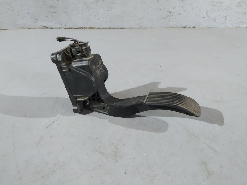 педаль газа, 1710 рублей, Санкт-Петербург