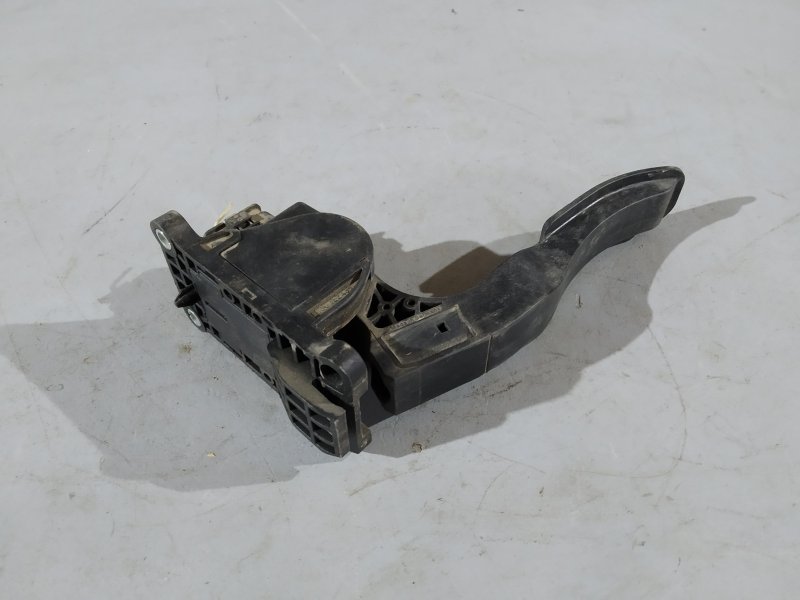 педаль газа, 1710 рублей, Санкт-Петербург