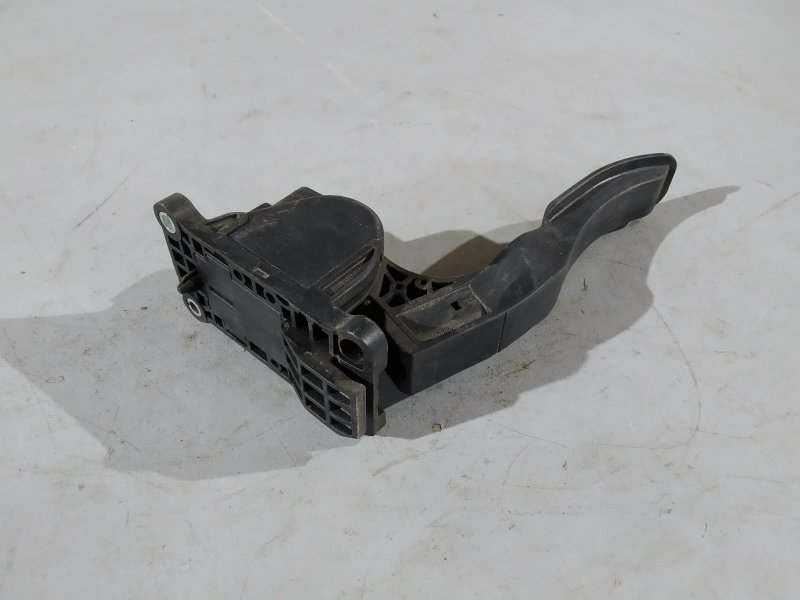 педаль газа, 1710 рублей, Санкт-Петербург