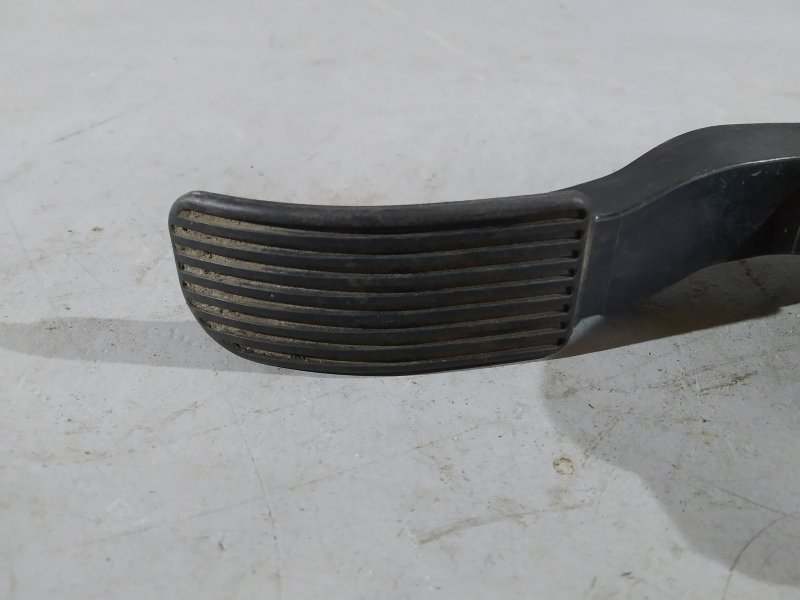 педаль газа, 1710 рублей, Санкт-Петербург