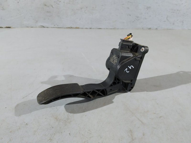 педаль газа, 1710 рублей, Санкт-Петербург