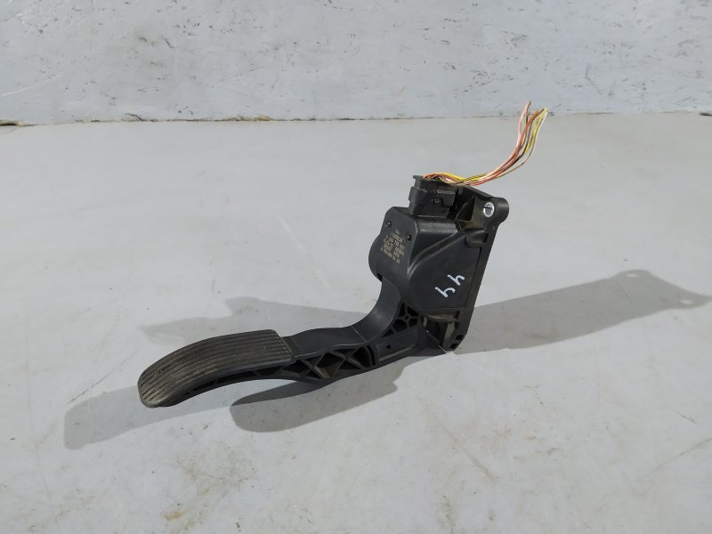 педаль газа, 1710 рублей, Санкт-Петербург