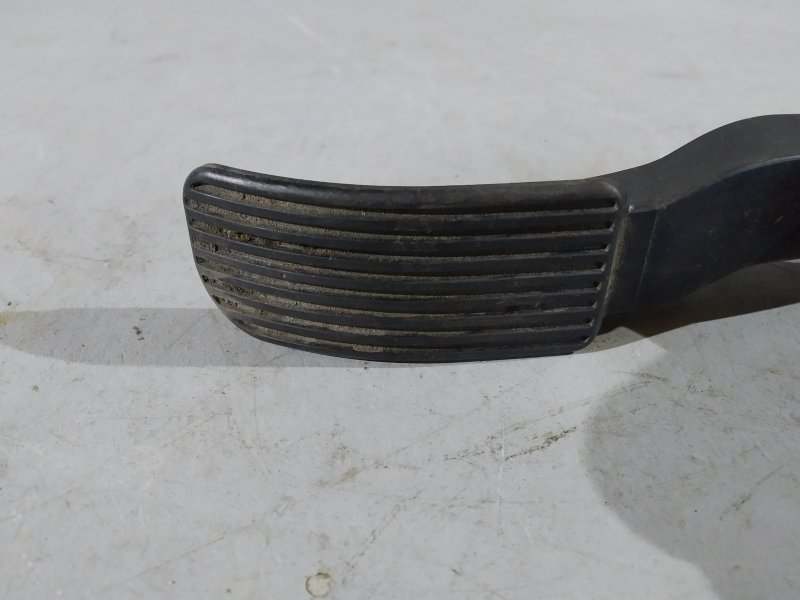 педаль газа, 1710 рублей, Санкт-Петербург