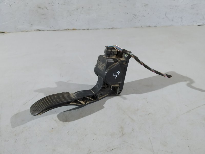 педаль газа, 1710 рублей, Санкт-Петербург