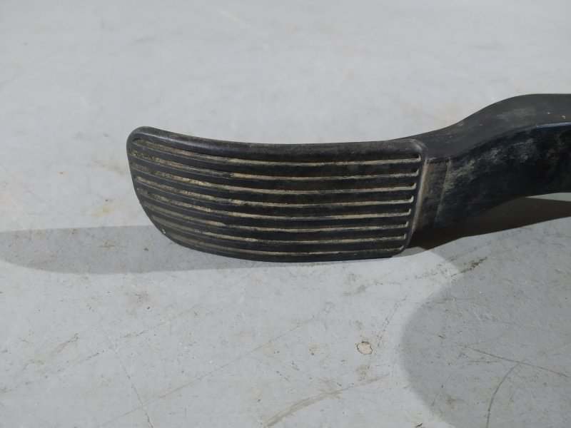 педаль газа, 1710 рублей, Санкт-Петербург