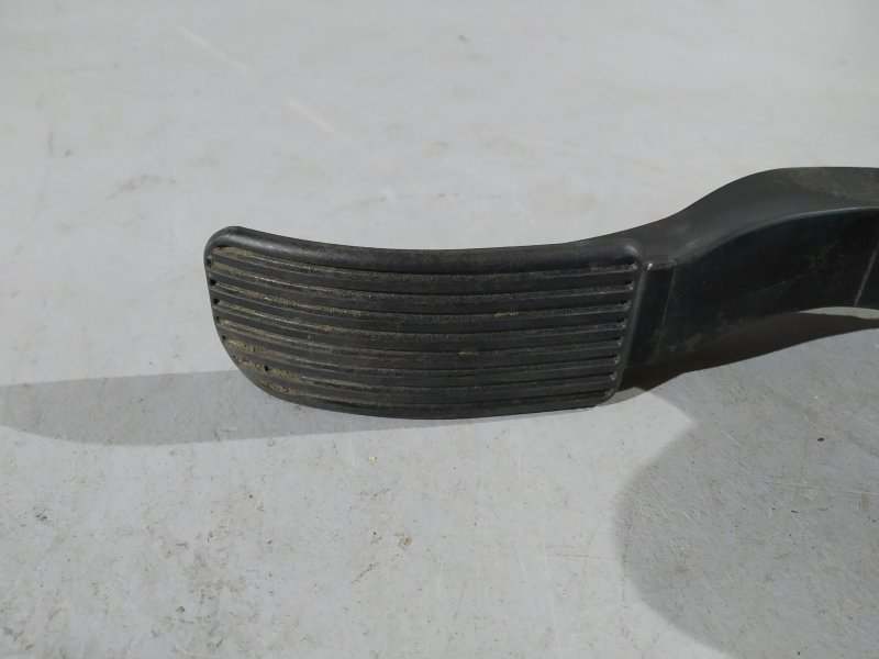 педаль газа, 2620 рублей, Санкт-Петербург