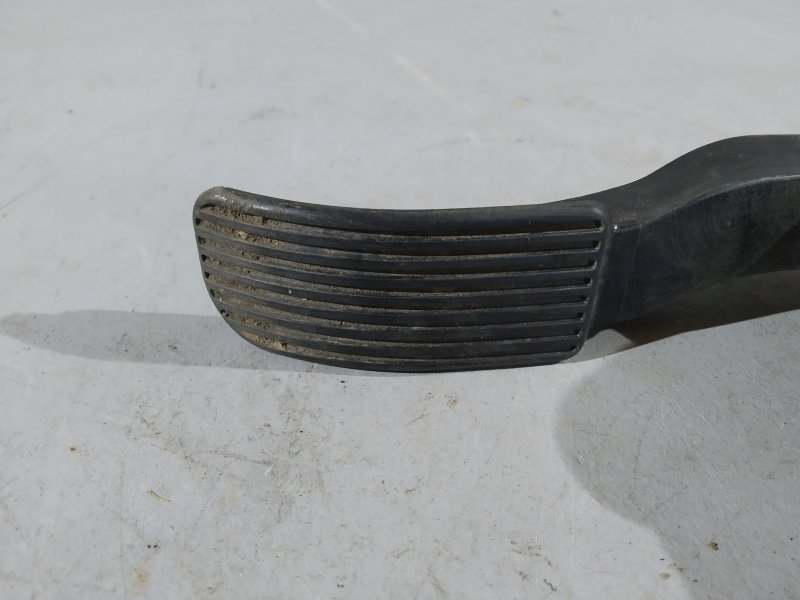 педаль газа, 2495 рублей, Санкт-Петербург