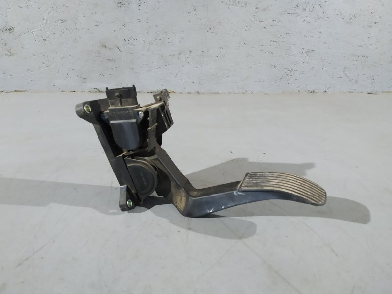 педаль газа, 1590 рублей, Санкт-Петербург