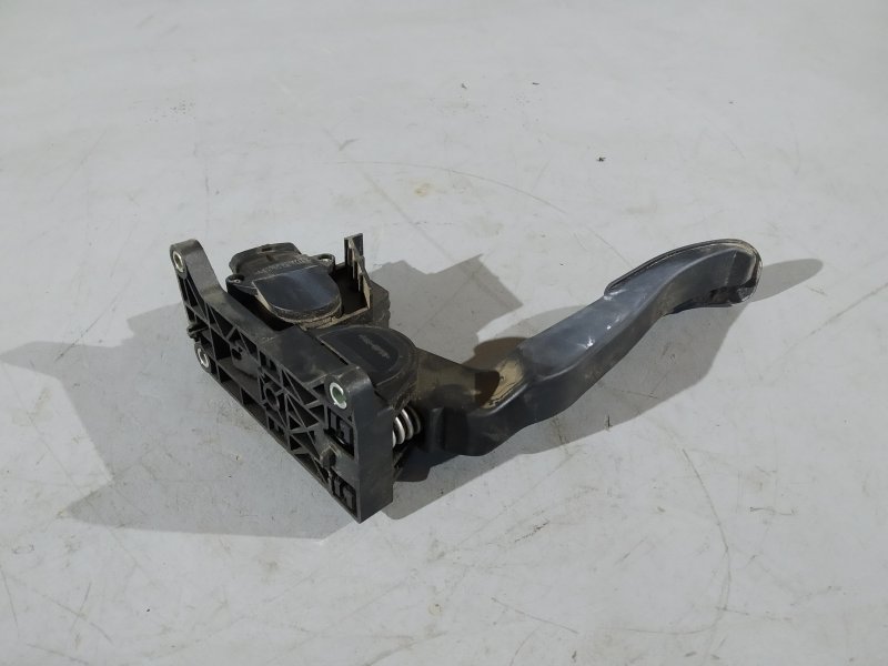 педаль газа, 1590 рублей, Санкт-Петербург