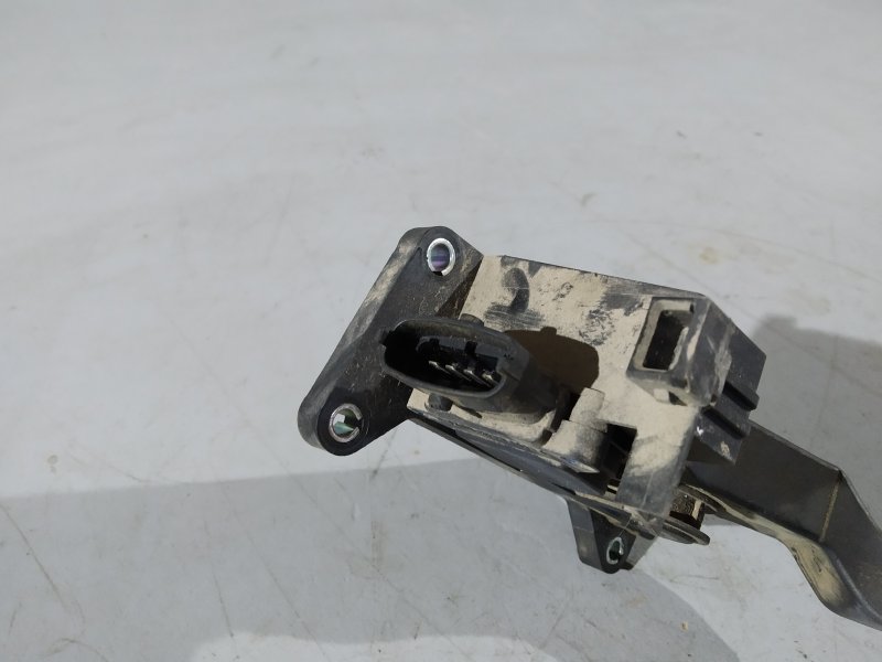 педаль газа, 1590 рублей, Санкт-Петербург