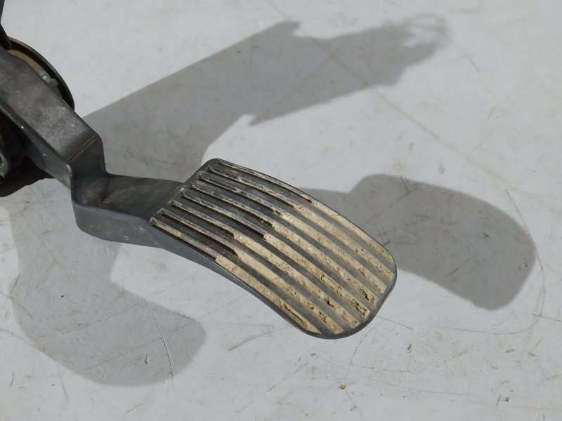 педаль газа, 1590 рублей, Санкт-Петербург