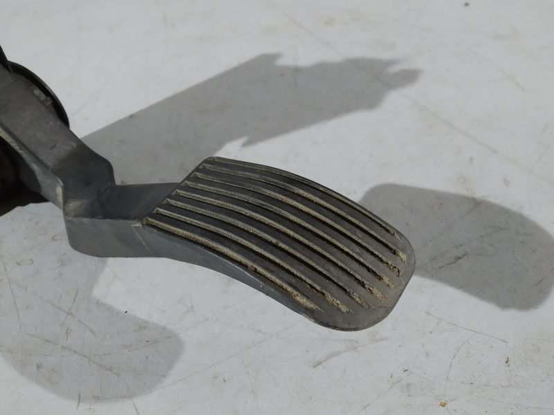 педаль газа, 1515 рублей, Санкт-Петербург