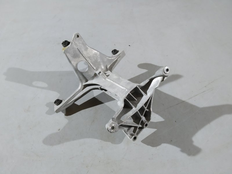 кронштейн интеркулера, 795 рублей, Санкт-Петербург