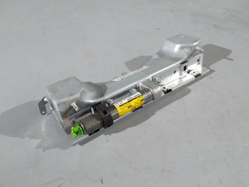 подушка безопасности коленная, 1670 рублей, Санкт-Петербург