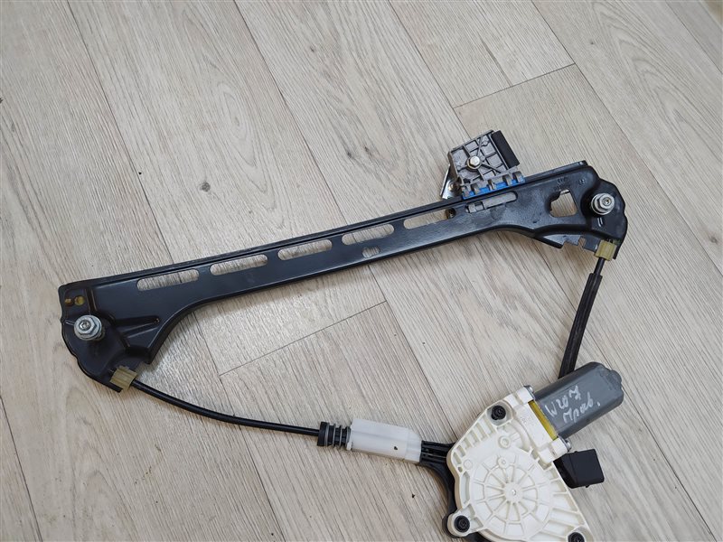 стеклоподъемник, 2595 рублей, Санкт-Петербург