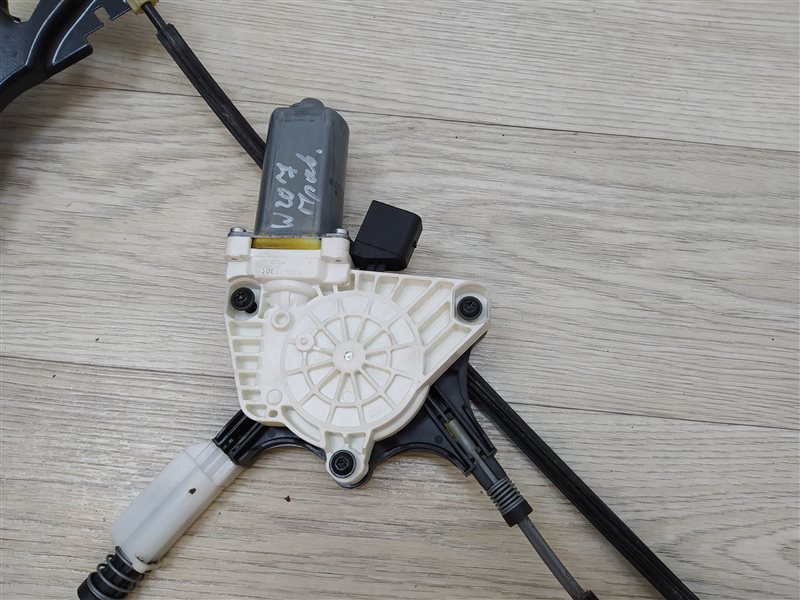 стеклоподъемник, 2595 рублей, Санкт-Петербург