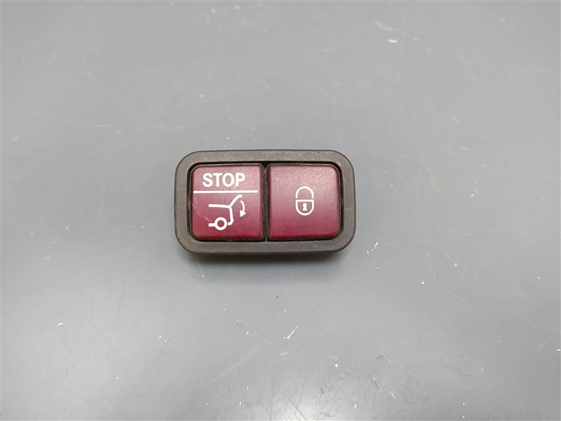 кнопка крышки багажника, 1590 рублей, Санкт-Петербург