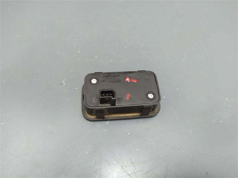 кнопка крышки багажника, 1590 рублей, Санкт-Петербург