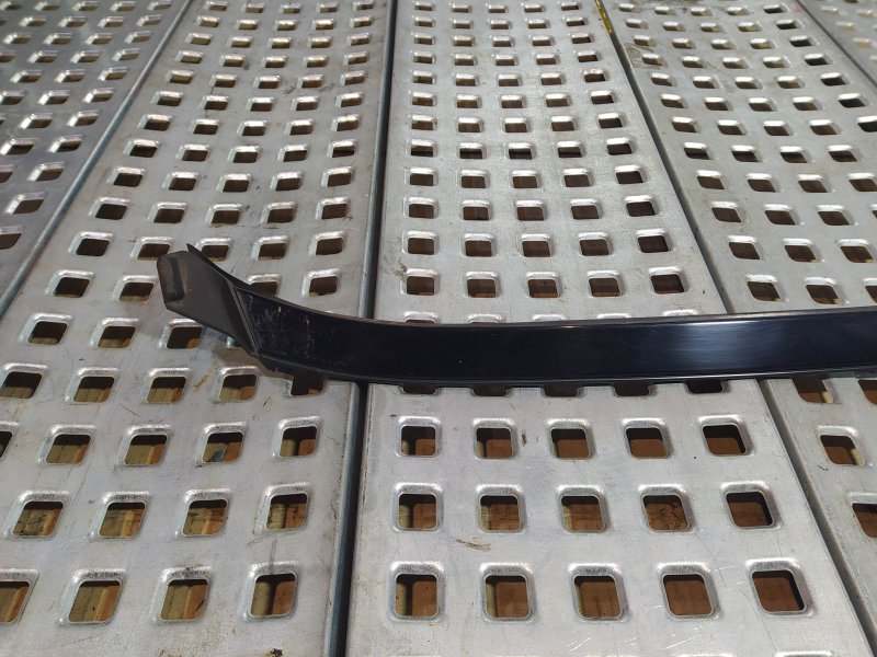 молдинг лобового стекла, 1725 рублей, Санкт-Петербург