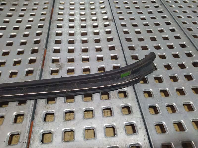 молдинг лобового стекла, 1725 рублей, Санкт-Петербург