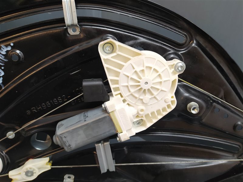 стеклоподъемник, 2085 рублей, Санкт-Петербург