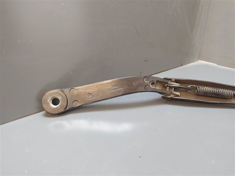 поводок стеклоочистителя, 1590 рублей, Санкт-Петербург