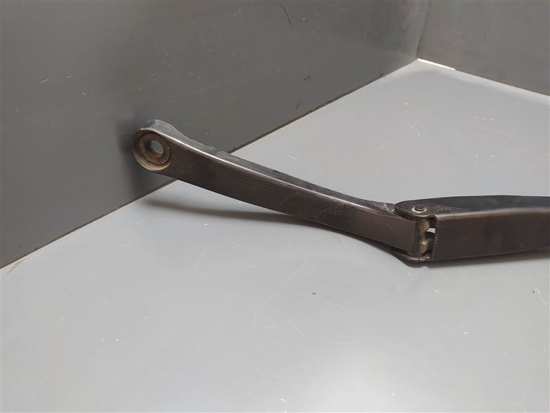 поводок стеклоочистителя, 1590 рублей, Санкт-Петербург