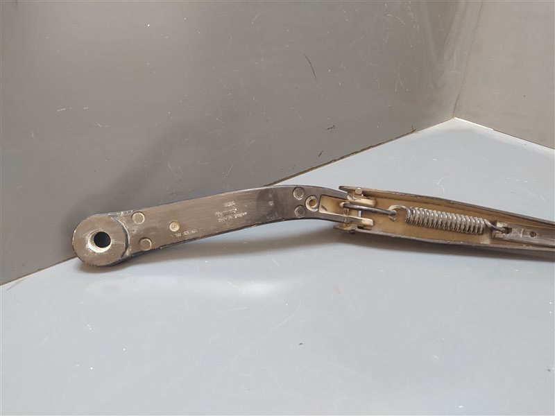 поводок стеклоочистителя, 1590 рублей, Санкт-Петербург