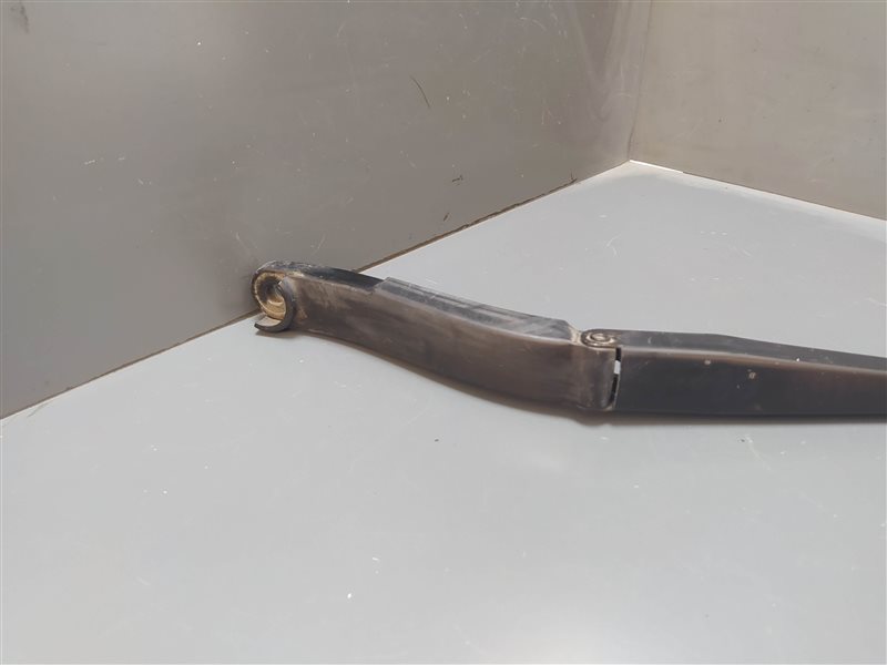 поводок стеклоочистителя, 640 рублей, Санкт-Петербург