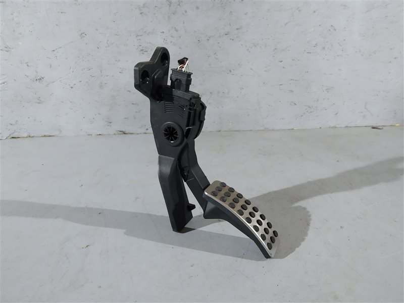 педаль газа, 3350 рублей, Санкт-Петербург