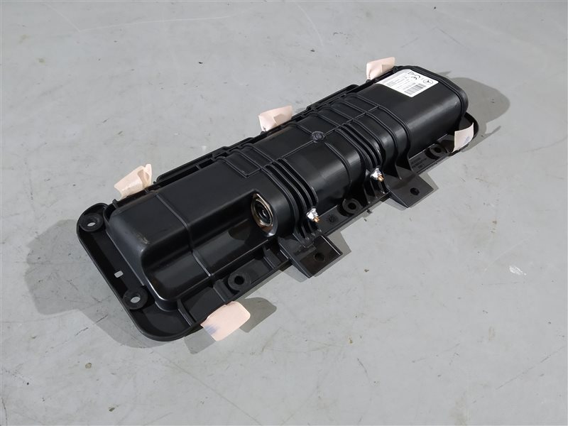 подушка безопасности коленная, 3600 рублей, Санкт-Петербург