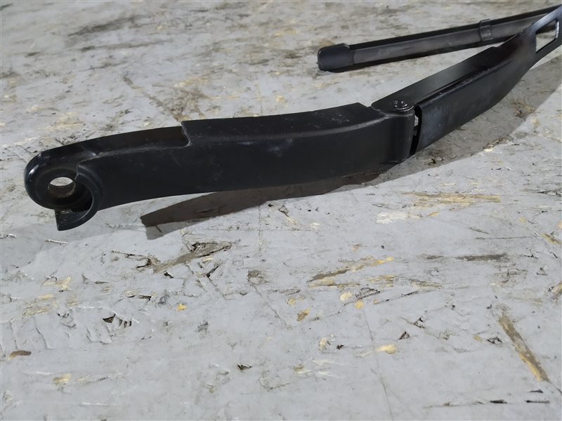 поводок стеклоочистителя, 1620 рублей, Санкт-Петербург