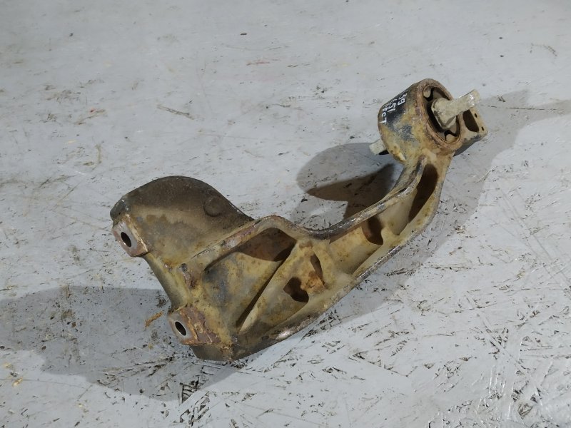 кронштейн редуктора, 2000 рублей, Санкт-Петербург