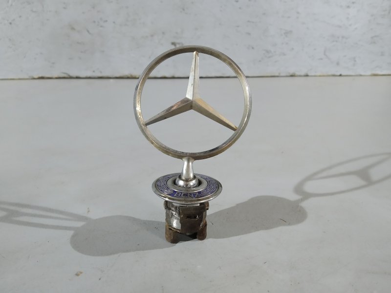 эмблема, 1895 рублей, Санкт-Петербург