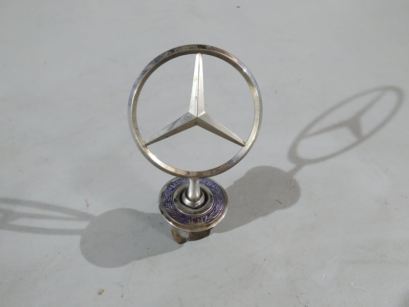 эмблема, 1895 рублей, Санкт-Петербург